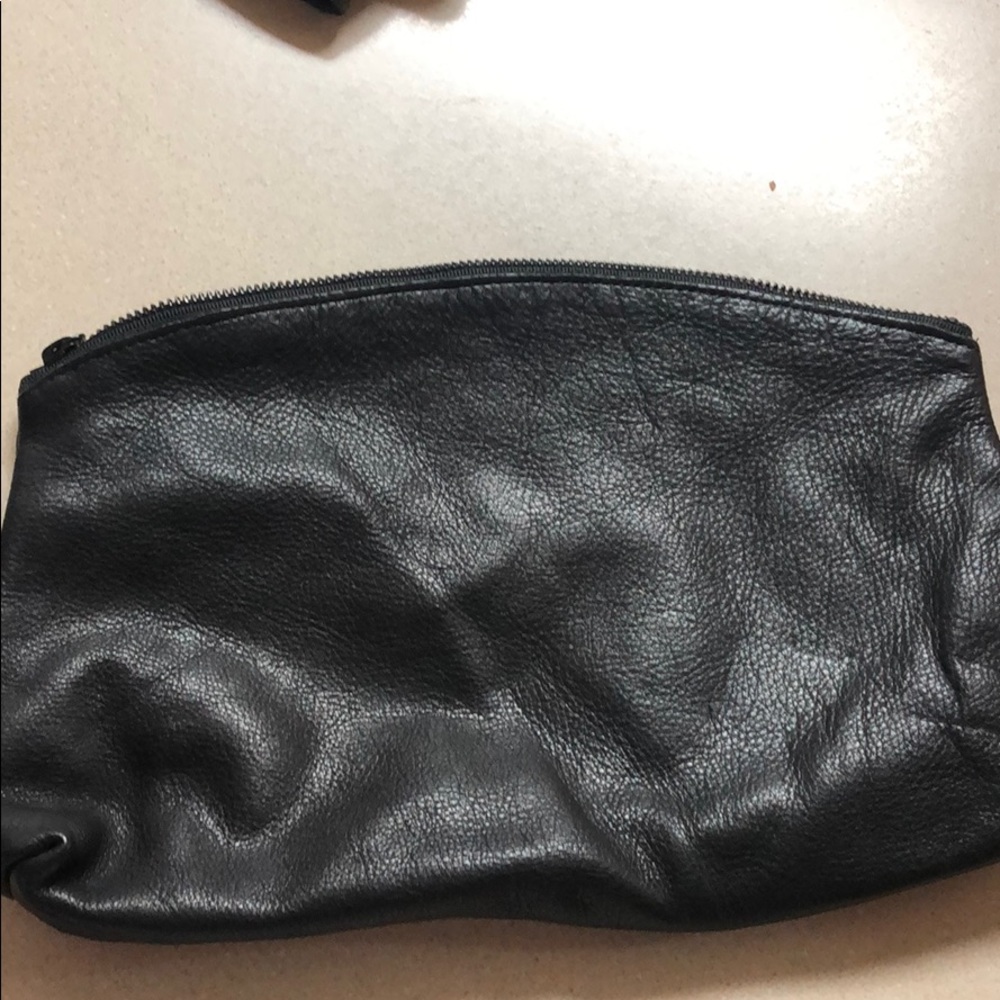 Oversized clutch